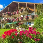 Apartmenthaus Rapplhof *