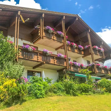 Apartmenthaus Rapplhof Apartman Haus im Ennstal